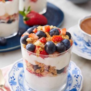 Yogurt-Parfait-Feature